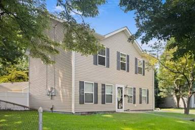 Main picture of 513 Stockton Rd