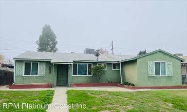 Main picture of 2728 E Gettysburg Ave