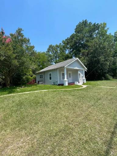 Main picture of 2235 Irwinton Rd
