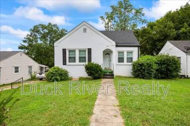 Main picture of 2135 Thomas Ave