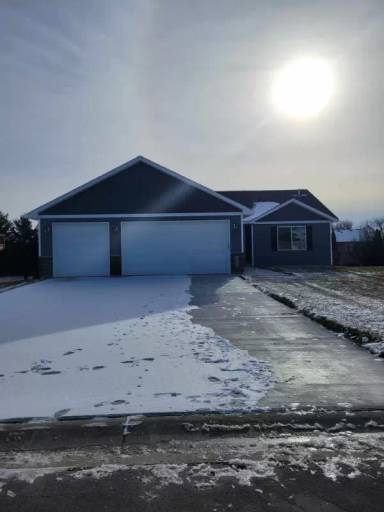 Main picture of 375 Horizon Dr