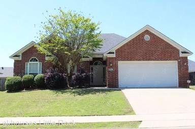 Main picture of 3511 Longmeadow Dr