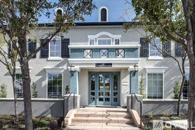 Main picture of 1 Amberstone Ln