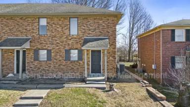 Main picture of 1649 Foxhaven Dr