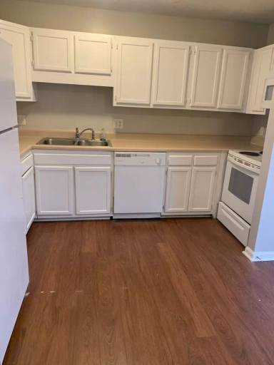 Main picture of 4948 Pebble Beach Dr