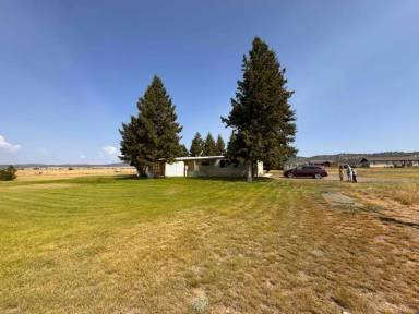 Main picture of 8620 Applegate Dr
