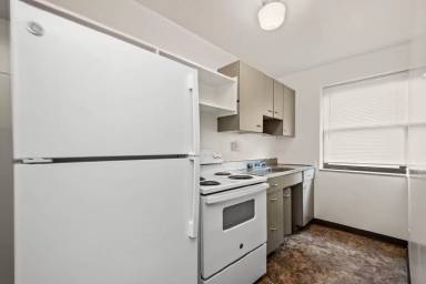 Main picture of 2117 Brownsville Rd Apartments