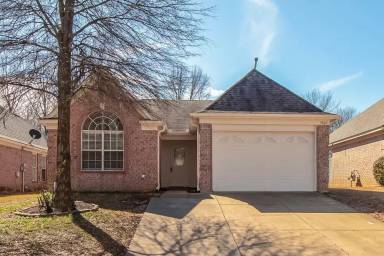 Main picture of 9807 Pigeon Roost Park Cir
