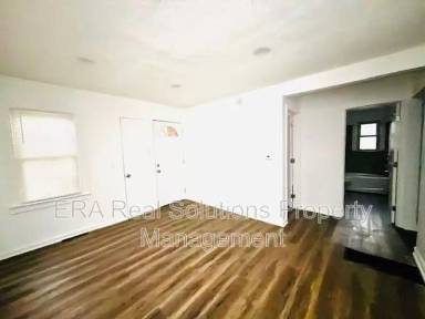 Main picture of 1462 Hoffner St