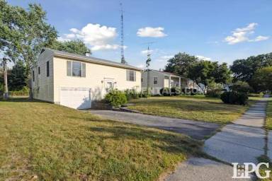 Main picture of 4616 Longfellow Rd