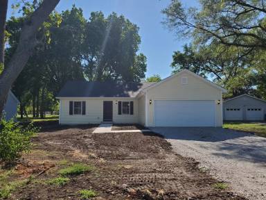 Main picture of 2302 S 19th St