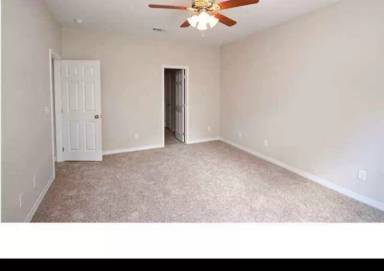 Main picture of 996 Leigh Ann Ln
