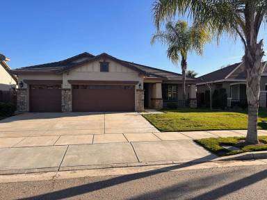 Main picture of 3137 W Vine Ave