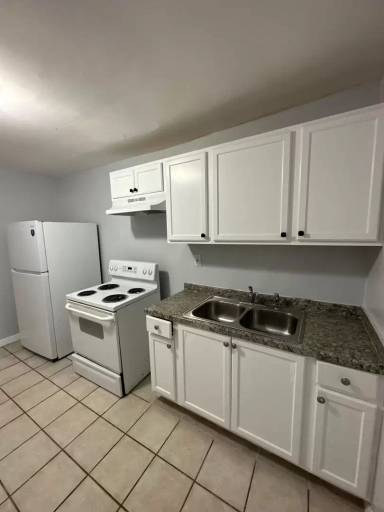 Main picture of 2873 W 6th St