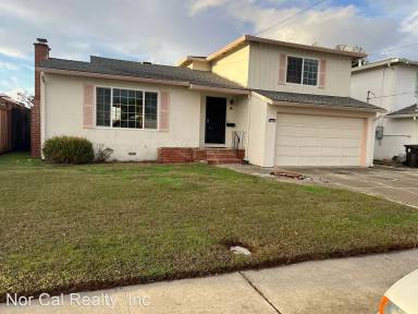 Main picture of 21107 Aspen Ave