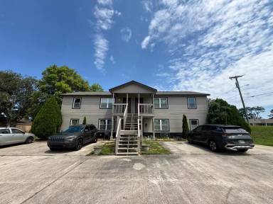 Main picture of 605 Adelle St SW