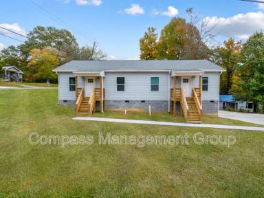 Main picture of 6900 Seaver Dr