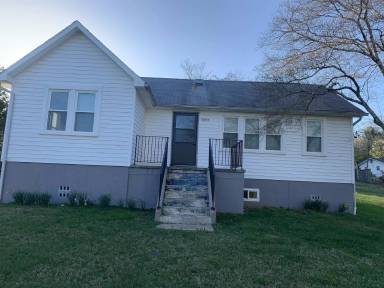 Main picture of 10063 Moore Rd