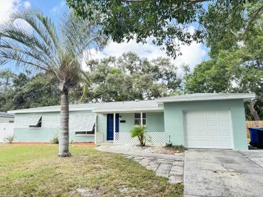 Main picture of 1560 Robinson Dr N