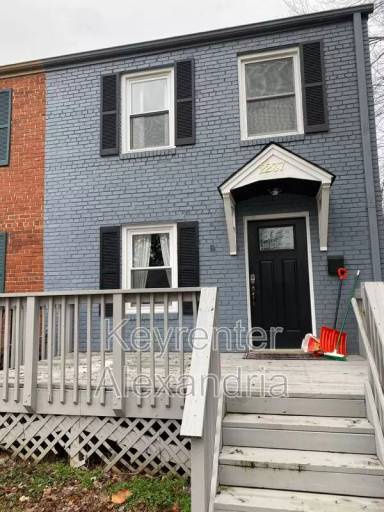 Main picture of 2237 Arlington Ter