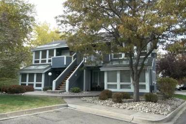 Main picture of 3737 Landings Dr
