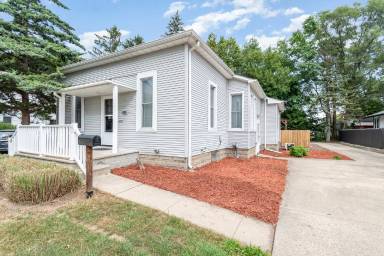 Main picture of 414 W Buttles St