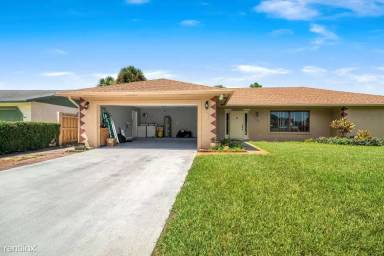 Main picture of 2524 Westchester Dr