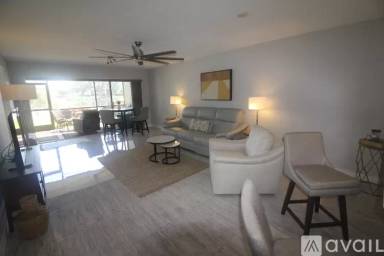 Main picture of 505 Lake Louise Cir