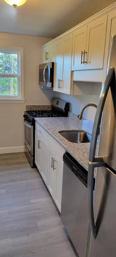 Main picture of 2144 Firethorn Rd