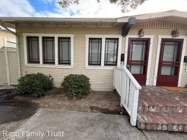 Main picture of 119 E River Ave