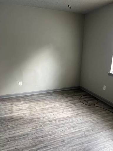 Main picture of 487 Williams Ave