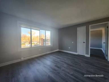 Main picture of 2123 119th St