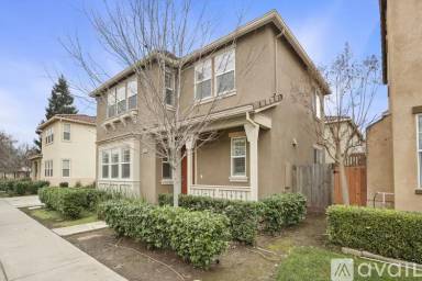 Main picture of 3920 Purple Finch Ln