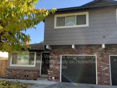 Main picture of 1082 43rd Ave