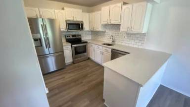 Main picture of 42173 Roscommon St