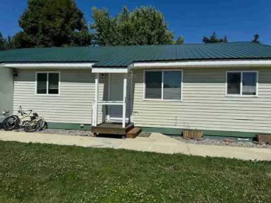 Main picture of 202 W 1st Ave