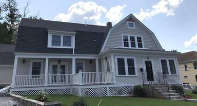 Main picture of 24 Lexington St
