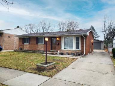 Main picture of 28752 Milton Ave