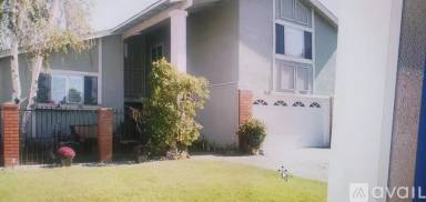 Main picture of 838 Hazel St