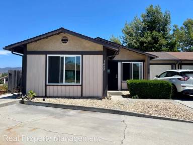 Main picture of 1402 Highridge Dr