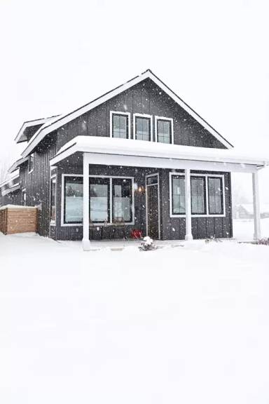 Main picture of 180 W Dustarr Ln