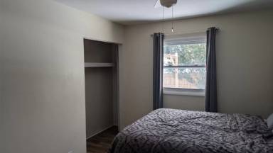 Main picture of 2285 E Carriage Hill Dr