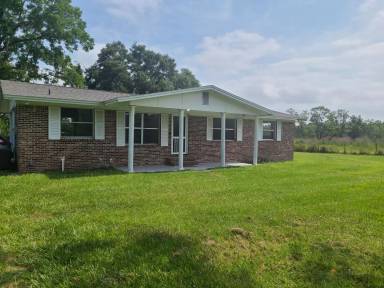 Main picture of 16579 SW 137th Ave