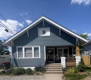 Main picture of 1321 S 6th St