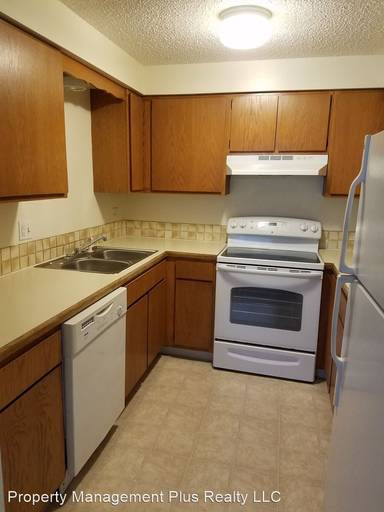 Main picture of 1924 Meadow Dr