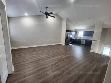 Main picture of 5258 N Plumthicket St
