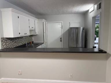 Main picture of 4500 N Flagler Dr