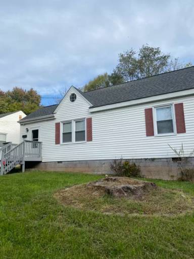 Main picture of 4919 Windsor Ave