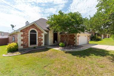 Main picture of 2502 Jackson Dr