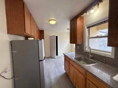 Main picture of 543 Simon St
